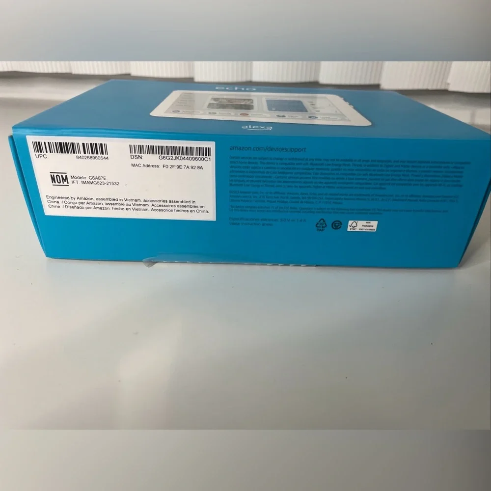 Amazon Echo Hub 8